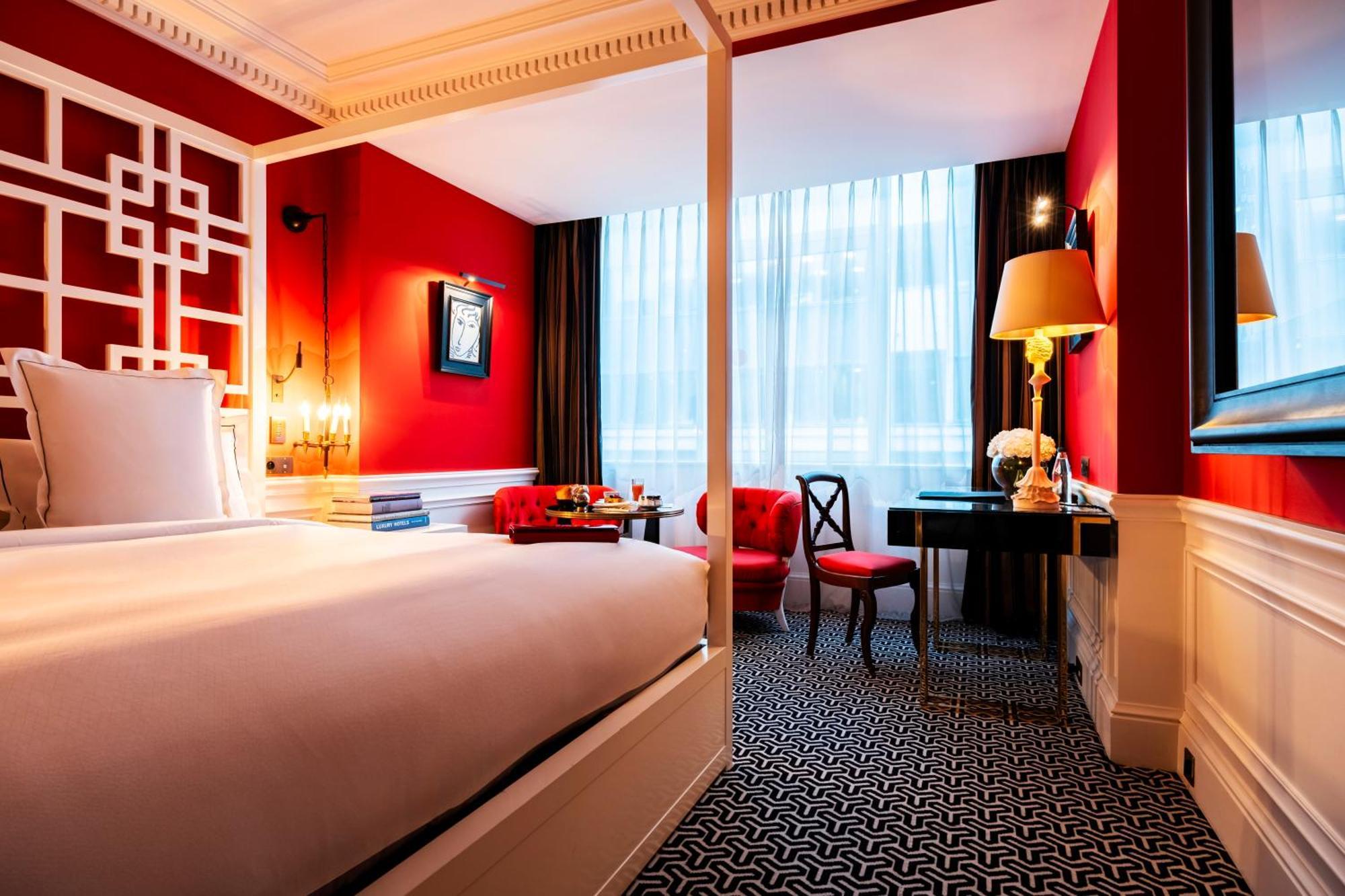 Hotel De Berri Champs-élysées, A Luxury Collection 5*